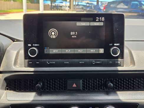 Used 2025 Honda CR-V LX image 17