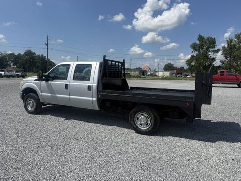 Used 2012 Ford F250 XL w/ PWR Equipment Group AWD/4WD image 2