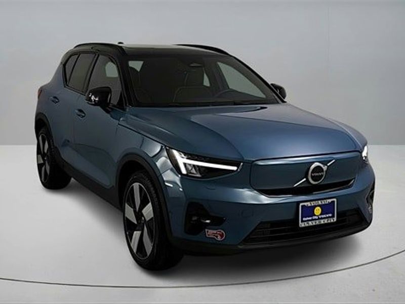 Certified 2023 Volvo XC40 Recharge Ultimate w/ Protection Package Premier image 1