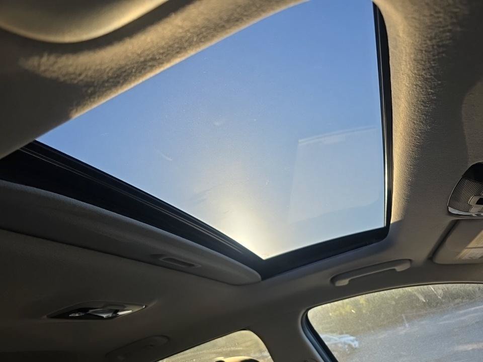 Used 2024 Kia Niro Wave w/ Wave Preserve Package FWD image 12