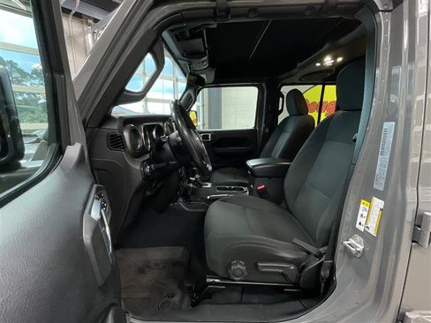 Used 2019 Jeep Wrangler Unlimited Sport S AWD/4WD image 10