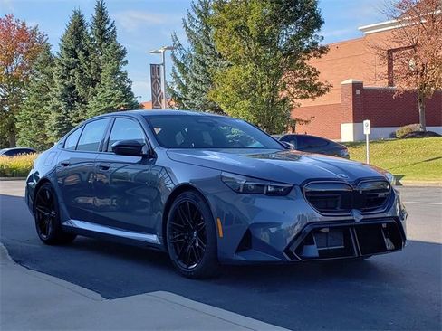 New 2026 BMW M5 w/ Carbon Package image 3