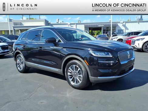 Certified 2023 Lincoln Nautilus AWD w/ Premium Package image 1