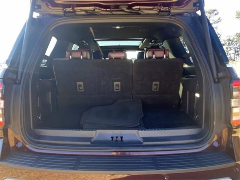 Certified 2024 Ford Expedition Limited image 7