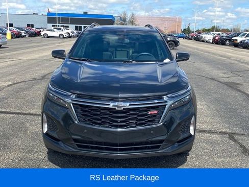 Certified 2023 Chevrolet Equinox RS w/ RS Leather Package AWD/4WD image 2