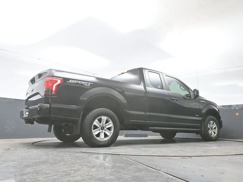 Used 2015 Ford F150 XL w/ Equipment Group 101A Mid AWD/4WD image 44
