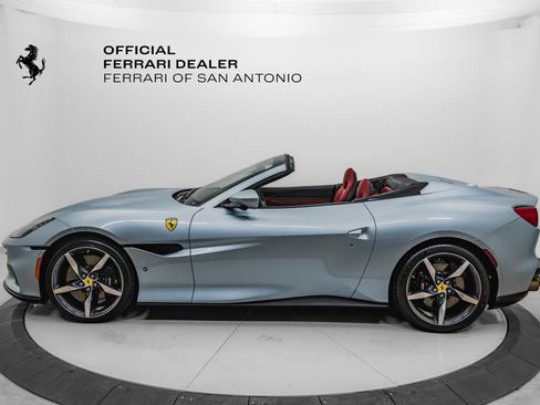 Certified 2022 Ferrari Portofino M image 3