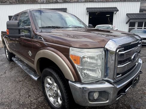 Used 2012 Ford F250 Lariat w/ Lariat Interior Pkg image 22