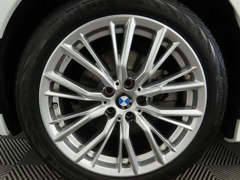 Used 2023 BMW 330i Sedan w/ Driving Assistance Package image 30