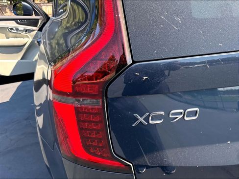 New 2026 Volvo XC90 T8 Ultra w/ Protection Package Premier AWD/4WD image 25