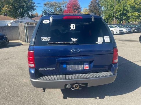 Used 2004 Ford Explorer Sport XLT image 7