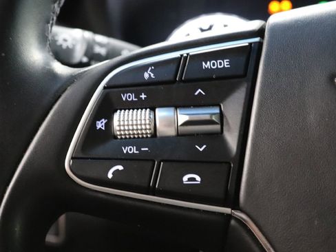 Used 2020 Genesis G90 3.3T Premium image 11