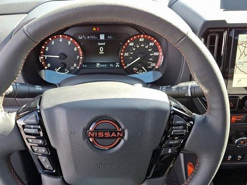 New 2025 Nissan Frontier PRO-4X w/ Pro Premium Package image 6