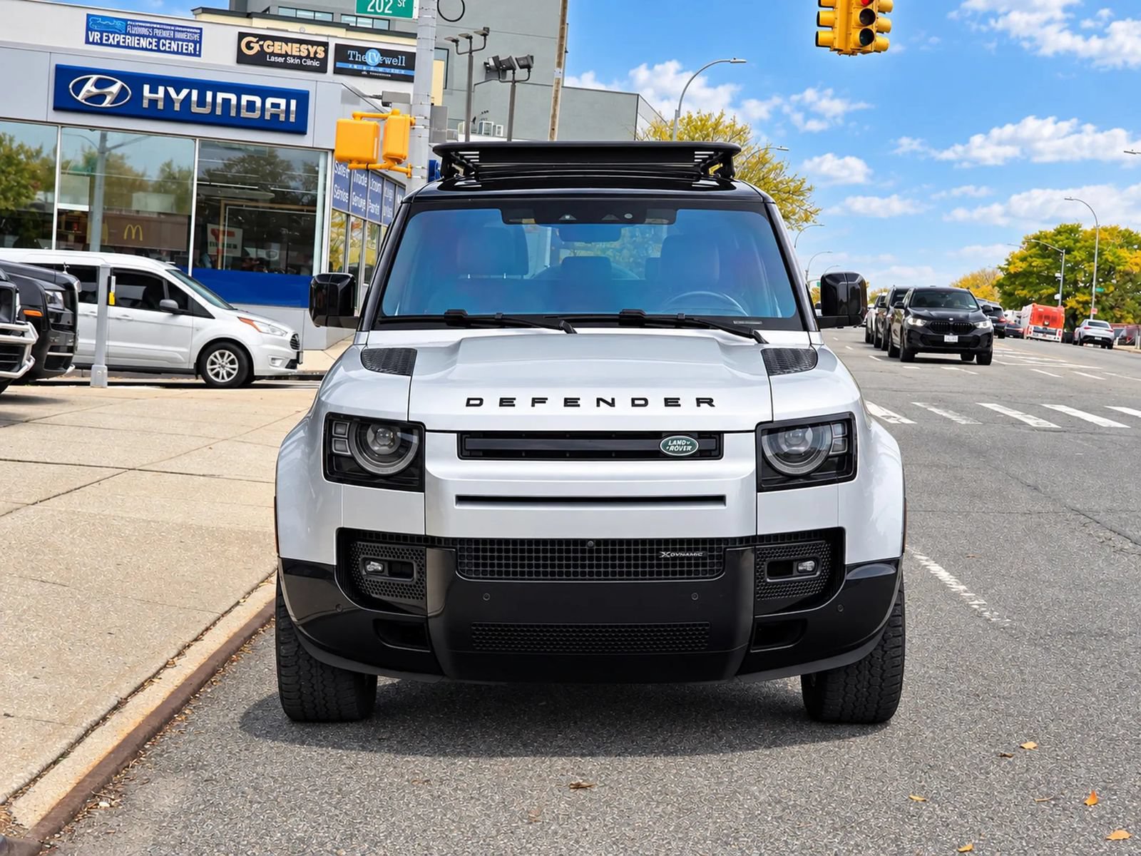 Used 2022 Land Rover Defender 90 X-Dynamic HSE AWD/4WD image 3