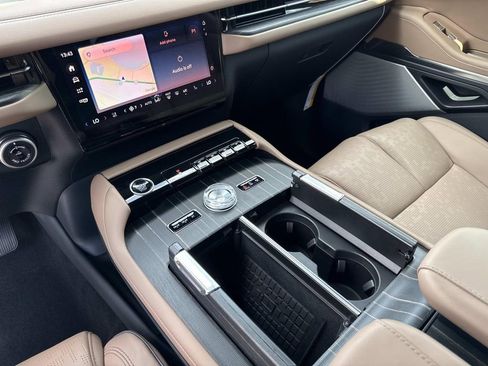 New 2026 Lincoln Navigator Black Label AWD/4WD image 27