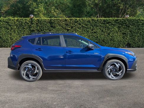 New 2026 Subaru Crosstrek 2.5i Limited w/ Crosstrek Mirror Package AWD/4WD image 3