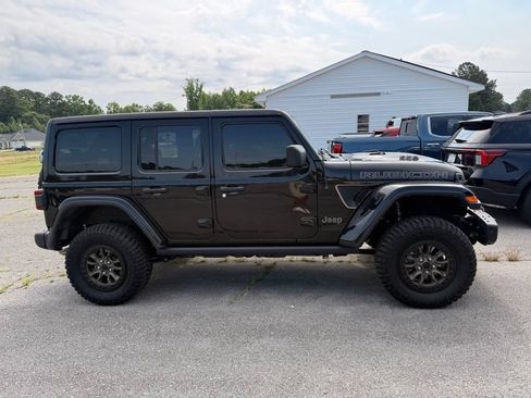 Used 2022 Jeep Wrangler Unlimited Rubicon w/ Dual Top Group AWD/4WD image 5