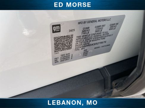 Used 2025 Chevrolet Suburban Z71 AWD/4WD image 32