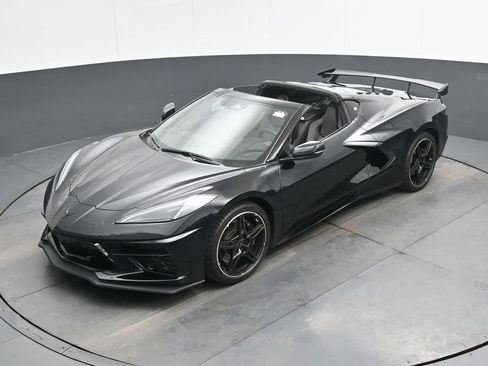 Used 2025 Chevrolet Corvette Stingray Coupe w/ Z51 Performance Package image 38