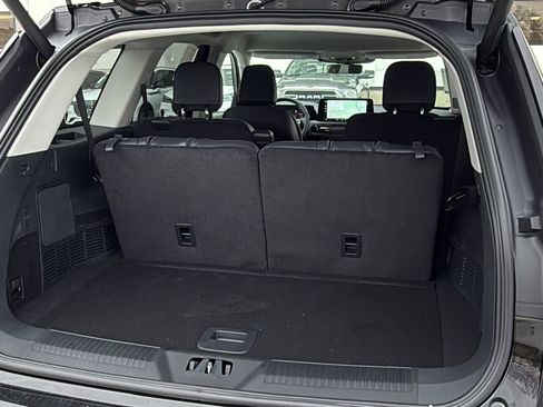 New 2026 Lincoln Aviator AWD image 12