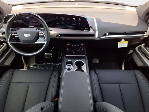 New 2026 Cadillac Vistiq Sport image 9