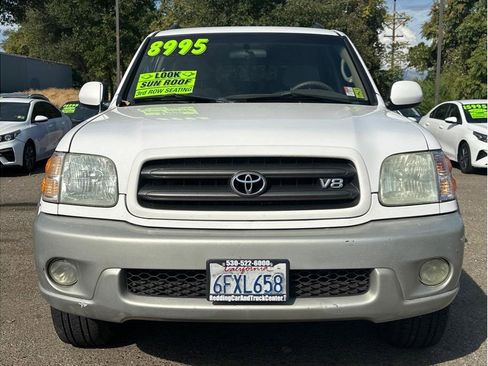 Used 2003 Toyota Sequoia SR5 image 2