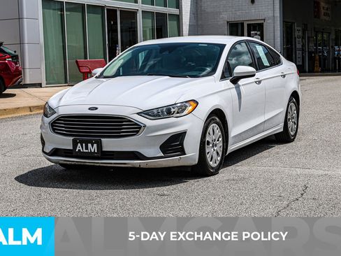 Used 2019 Ford Fusion S image 4
