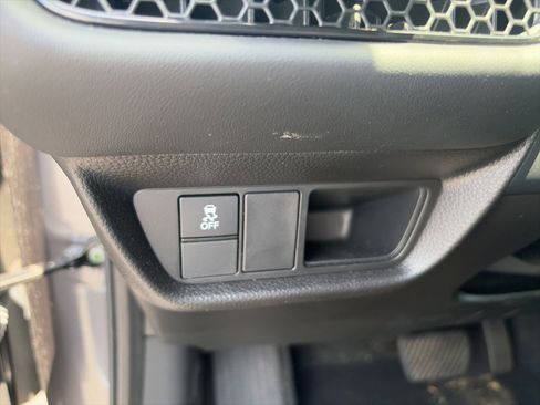 Certified 2025 Honda HR-V LX image 13