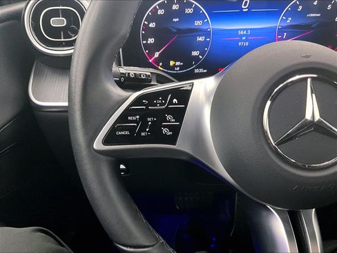 Certified 2025 Mercedes-Benz GLC 300 image 21