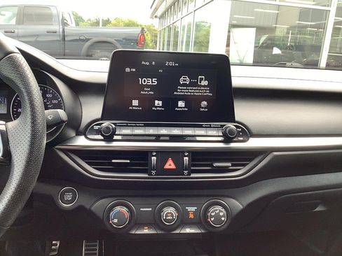 Used 2020 Kia Forte GT-Line w/ GT-Line Premium Package FWD image 14