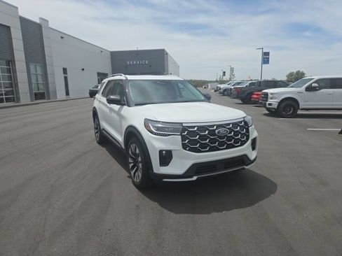 New 2026 Ford Explorer Platinum w/ LUX Leather Package AWD/4WD image 10