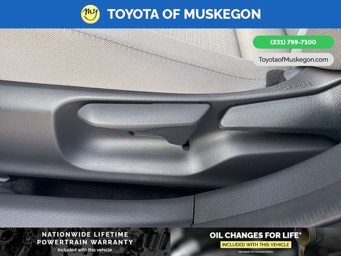 New 2026 Toyota Prius LE image 12