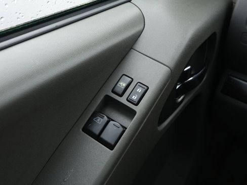 Used 2020 Nissan Frontier S image 18