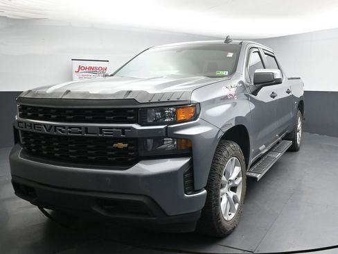 Used 2021 Chevrolet Silverado 1500 Custom AWD/4WD image 4