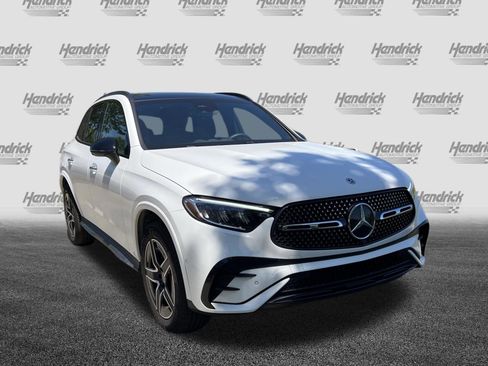 Certified 2025 Mercedes-Benz GLC 300 4MATIC image 2