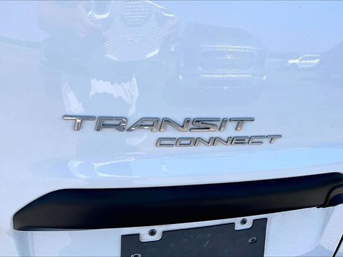 Used 2023 Ford Transit Connect XL FWD image 8