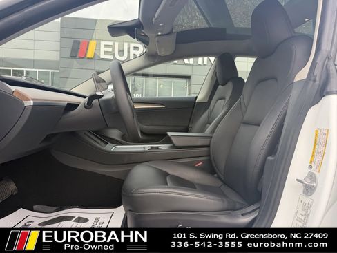 Used 2023 Tesla Model 3 Standard Range RWD image 9
