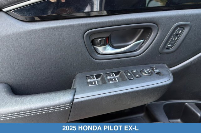 Certified 2025 Honda Pilot EX-L image 13