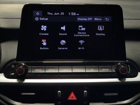 Used 2022 Kia Forte LXS w/ LXS Technology Package FWD image 25