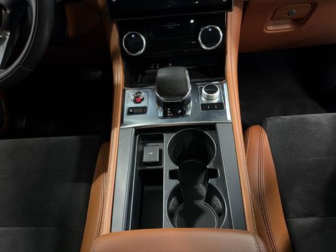 Used 2021 Jaguar F-PACE SVR AWD/4WD image 19