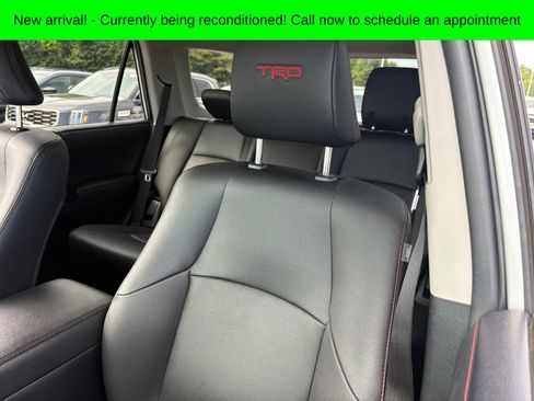 Used 2024 Toyota 4Runner TRD Off-Road Premium AWD/4WD image 12