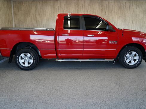 Used 2018 RAM 1500 Classic SLT image 6