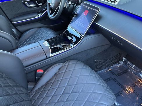 Certified 2025 Mercedes-Benz S 580 4MATIC Sedan image 15