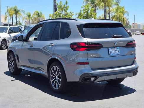 Used 2026 BMW X5 xDrive40i w/ M Sport Package AWD/4WD image 8