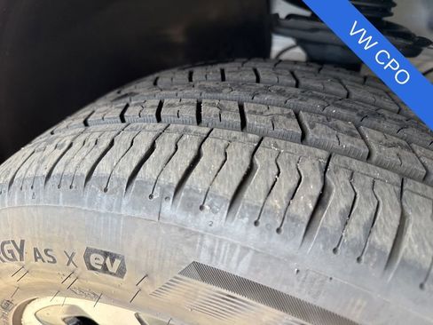 Used 2023 Volkswagen ID.4 Pro image 29