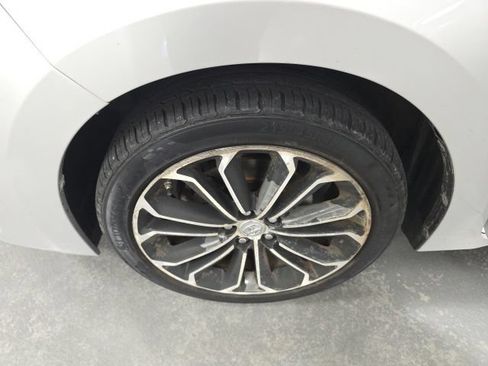 Used 2014 Toyota Corolla S FWD image 16