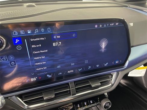 New 2026 Chevrolet Equinox EV LT image 5