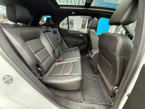 Used 2022 Chevrolet Equinox RS w/ RS Leather Package image 37