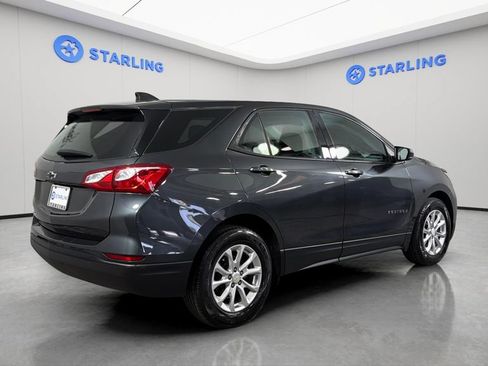 Used 2019 Chevrolet Equinox LS FWD image 9