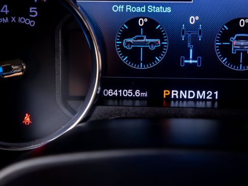 Used 2019 Ford F250 Platinum w/ Platinum Ultimate Package AWD/4WD image 14